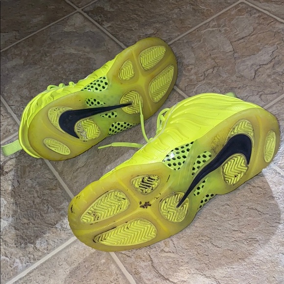 Nike Foams - Picture 6 of 7